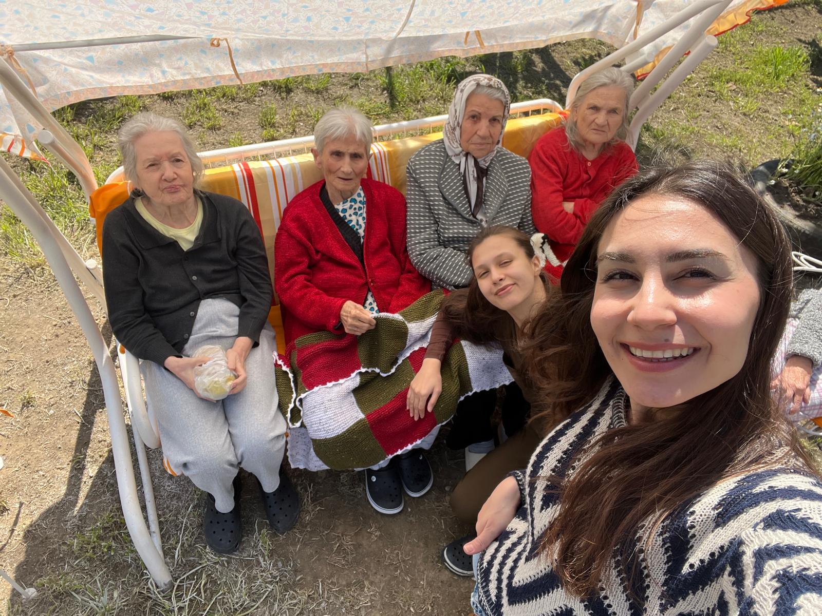 Yaşlı Bakım Etkinlik