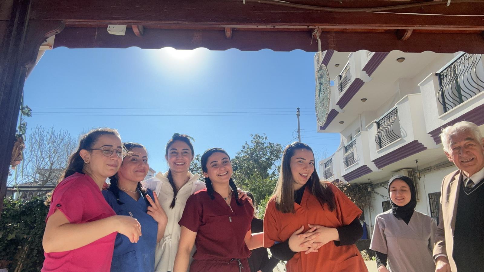 İzmir Bakımevi Etkinlik