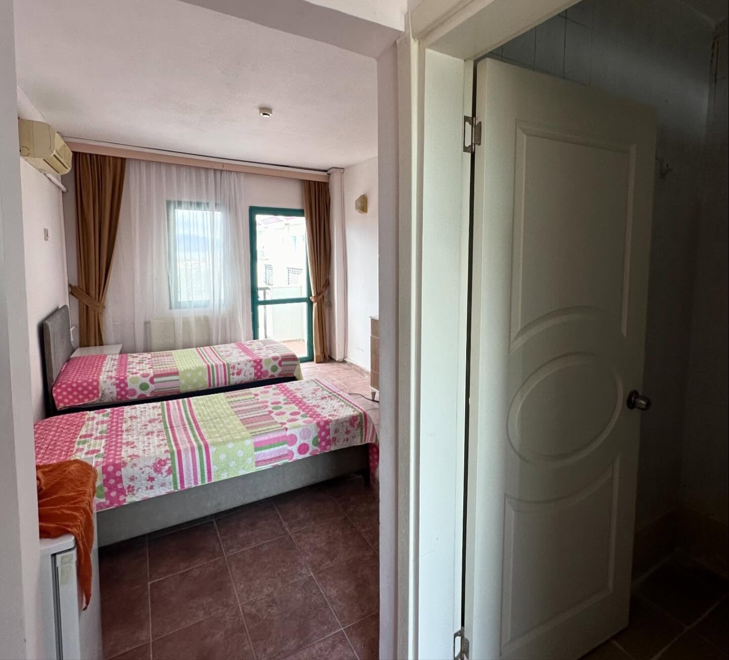 İzmir Huzurevi Odası